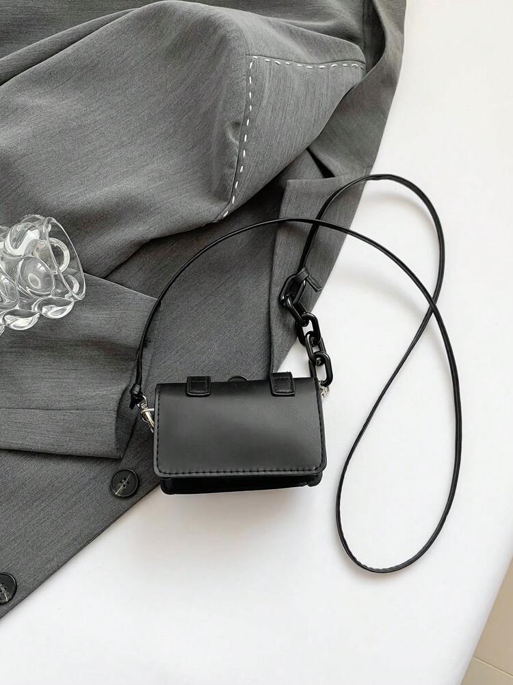 2,25 Autumn/Winter Fashionable Miniature Lipstick-Shape Candy Crossbody Bag For Women, Versatile Small Shoulder Bag