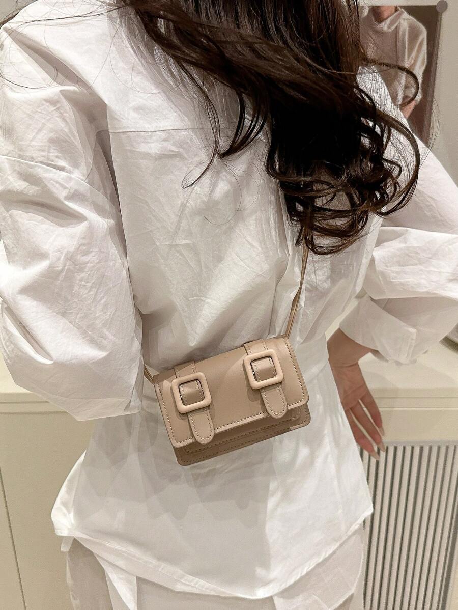 2025 Autumn Winter Lipstick-Shape Candy Crossbody Bag for Women – Trendy Mini Shoulder Bag, Versatile and Stylish Small Handbag, Perfect Statement Accessory for Daily Use, Parties, and Seasonal Outfits