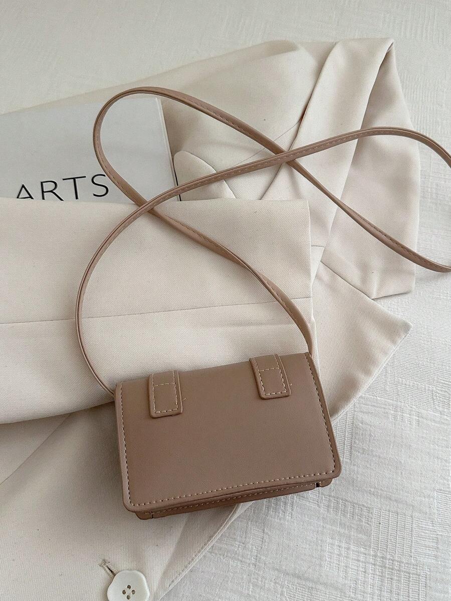 2025 Autumn Winter Lipstick-Shape Candy Crossbody Bag for Women – Trendy Mini Shoulder Bag, Versatile and Stylish Small Handbag, Perfect Statement Accessory for Daily Use, Parties, and Seasonal Outfits