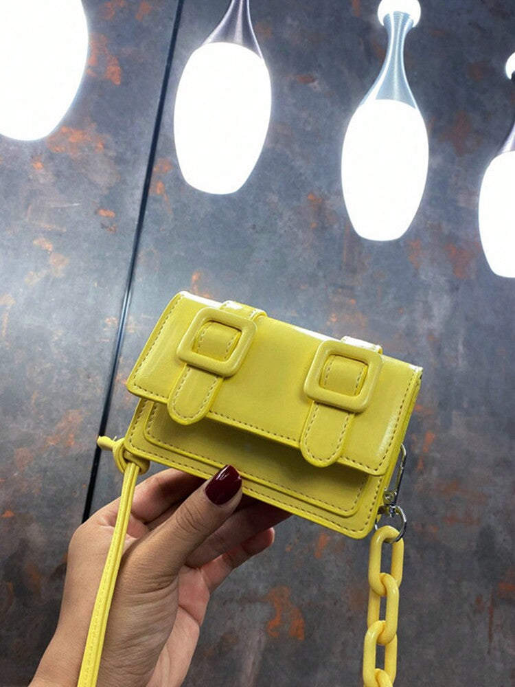 2,25 Autumn/Winter Fashionable Miniature Lipstick-Shape Candy Crossbody Bag For Women, Versatile Small Shoulder Bag