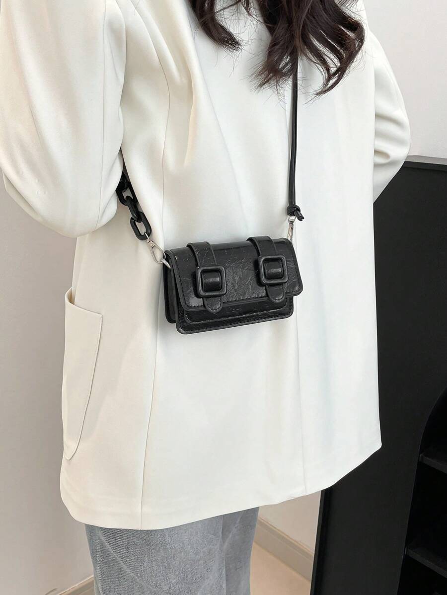 2,25 Autumn/Winter Fashionable Miniature Lipstick-Shape Candy Crossbody Bag For Women, Versatile Small Shoulder Bag