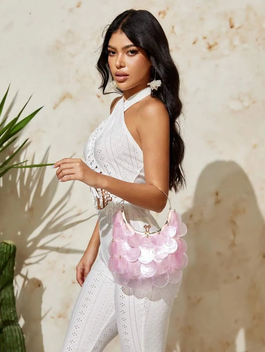 Elegant Top Handle Bag for Women with Shell Accents and Metal Handles, Fashionable and Versatile Summer Handbag, Perfect for Beach, Vacation, Holidays, Stylish and Personalized Purse for Casual or Resort Outfits