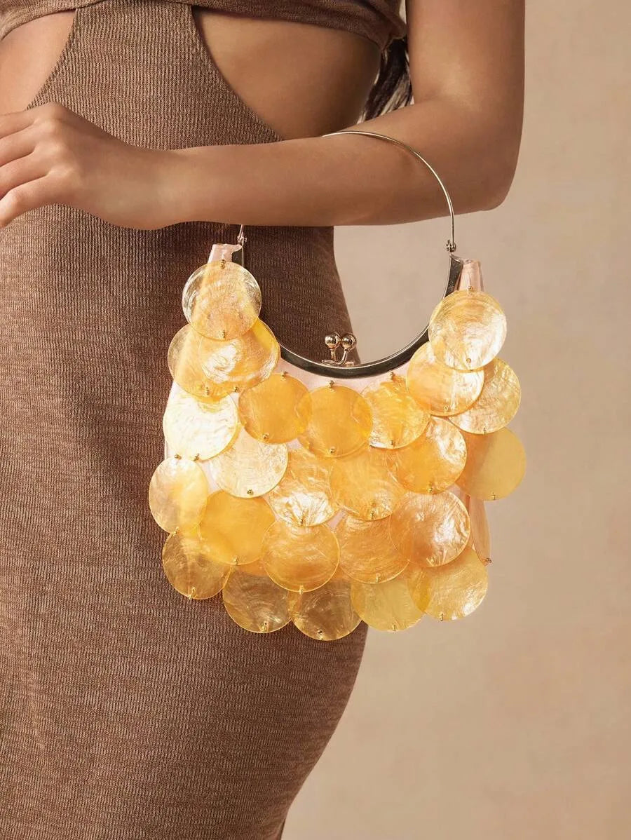 Elegant Top Handle Bag for Women with Shell Accents and Metal Handles, Fashionable and Versatile Summer Handbag, Perfect for Beach, Vacation, Holidays, Stylish and Personalized Purse for Casual or Resort Outfits