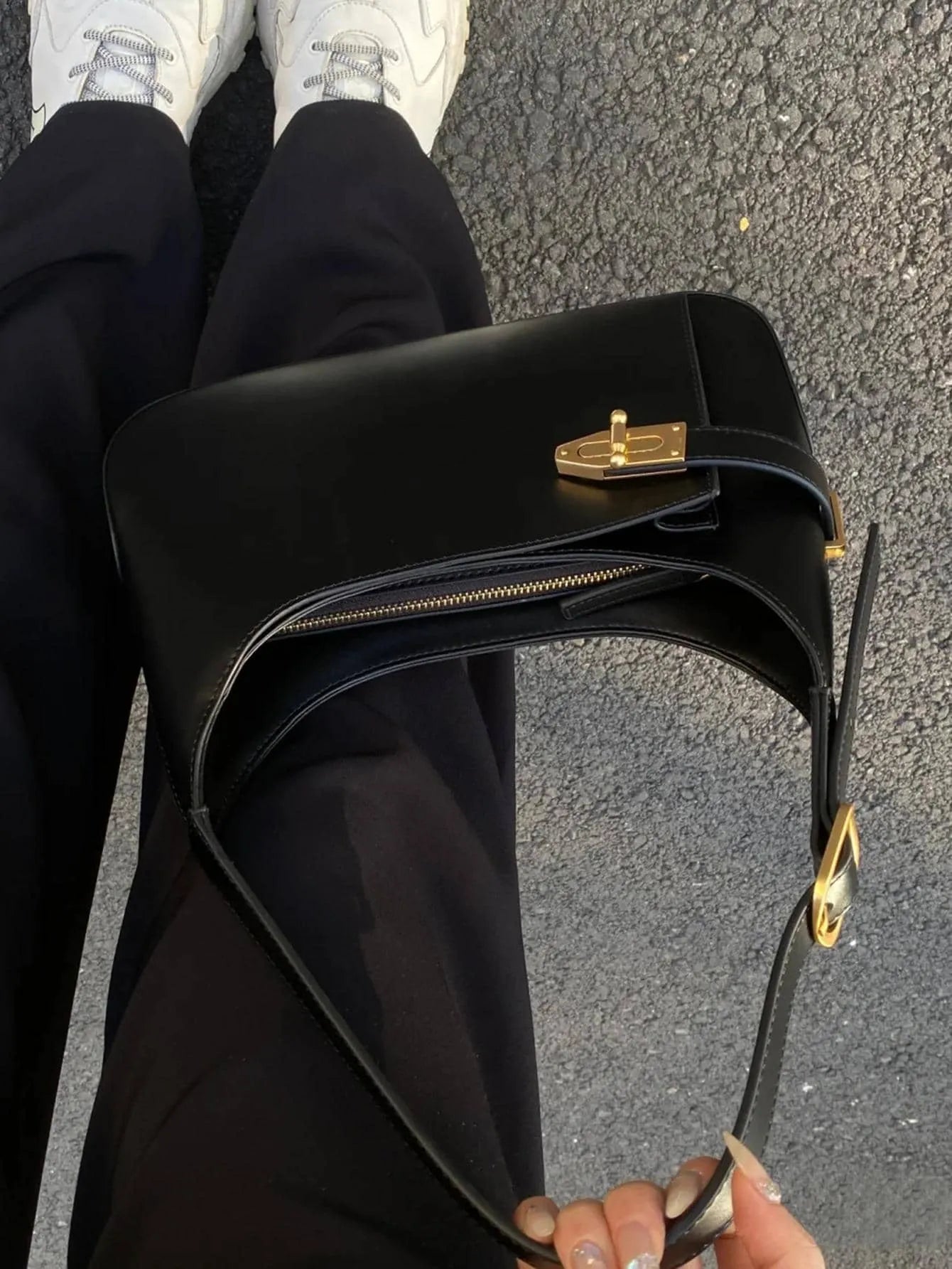 Medium Black Hobo Bag with Buckle Decor, Fashionable Business Casual Shoulder Bag for Women, Perfect for Office, Work, and Everyday Professional Style, Spacious and Elegant Design