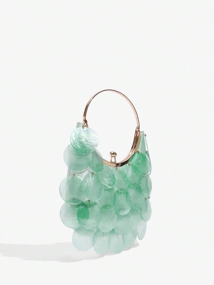 Elegant Top Handle Bag for Women with Shell Accents and Metal Handles, Fashionable and Versatile Summer Handbag, Perfect for Beach, Vacation, Holidays, Stylish and Personalized Purse for Casual or Resort Outfits