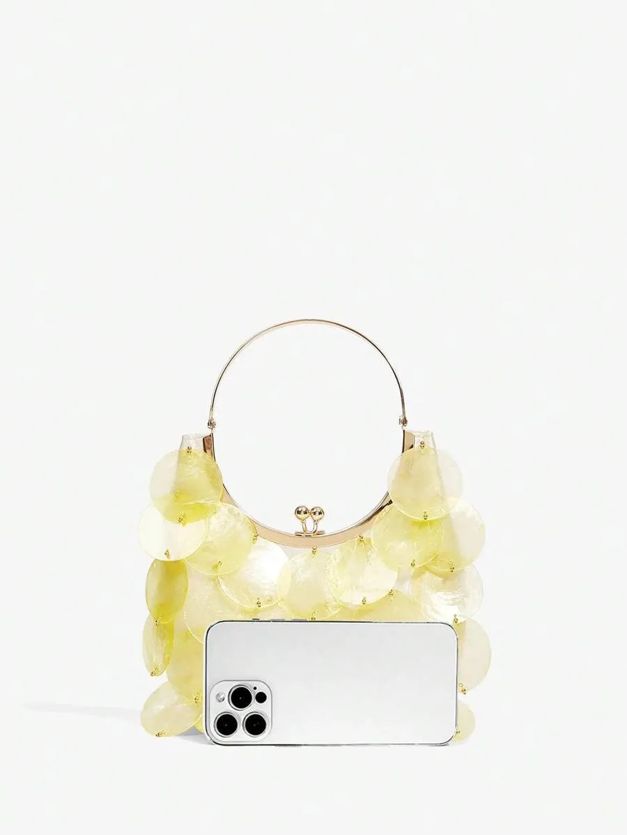 Elegant Top Handle Bag for Women with Shell Accents and Metal Handles, Fashionable and Versatile Summer Handbag, Perfect for Beach, Vacation, Holidays, Stylish and Personalized Purse for Casual or Resort Outfits