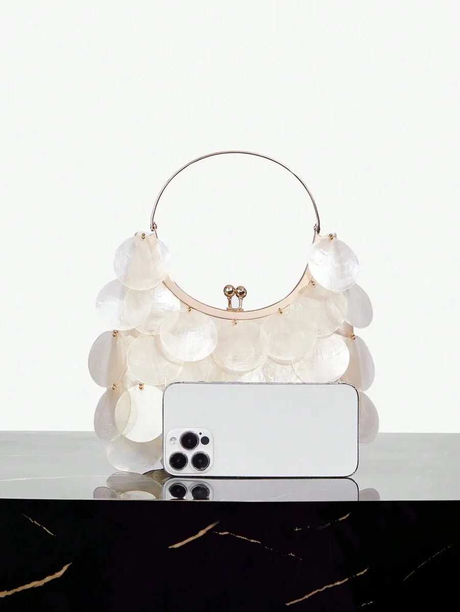 Elegant Top Handle Bag for Women with Shell Accents and Metal Handles, Fashionable and Versatile Summer Handbag, Perfect for Beach, Vacation, Holidays, Stylish and Personalized Purse for Casual or Resort Outfits